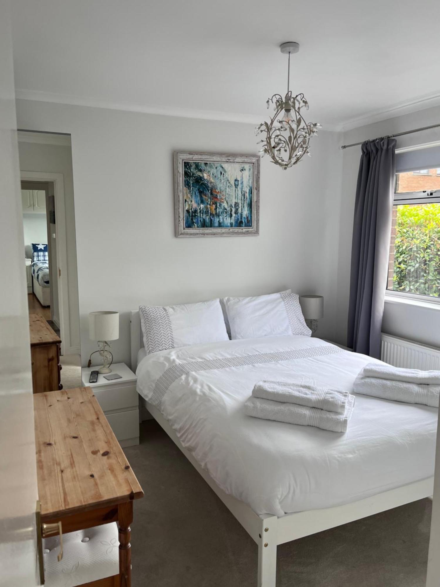 Spacious 5 Double Bed Bedroom Bungalow Near Belfast Lisburn Exterior foto